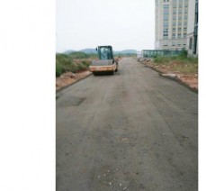 九江市婦幼兒童醫(yī)院道路水穩(wěn)層攤鋪工程